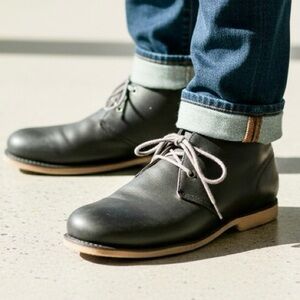 UGG Men's Leighton Chukka Boots 10